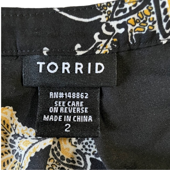 Torrid Marigold Black and Yellow Floral TunicSize 2X - Picture 7 of 12